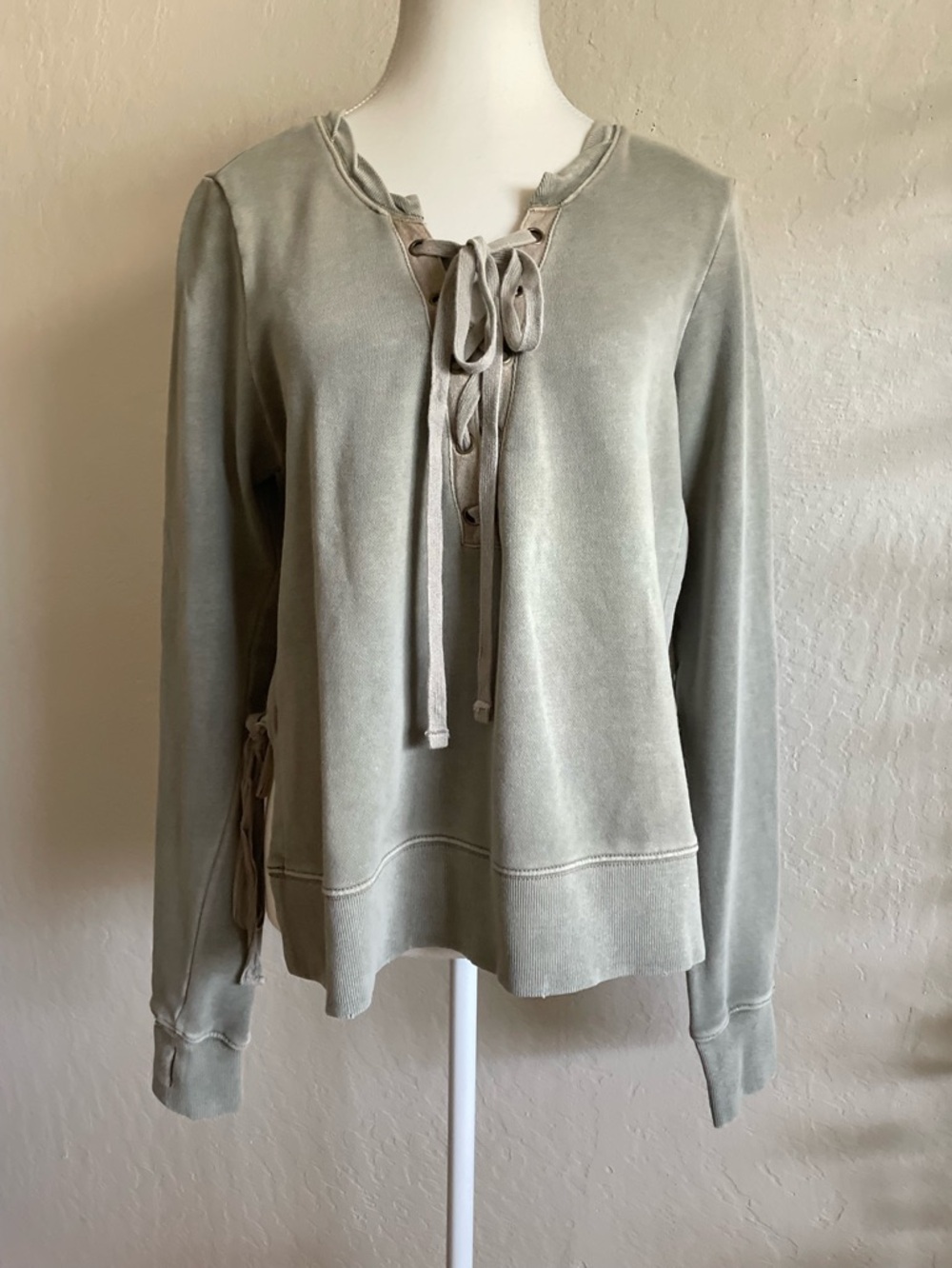 Pam&Gela sweatshirt green top
